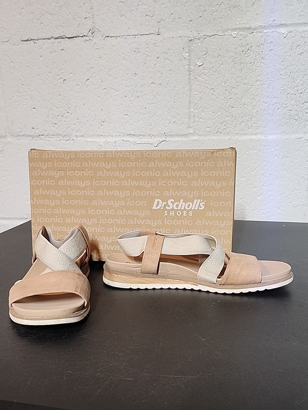 Dr. Scholl's Women's Taupe Elastic Cross-Strap Sandals